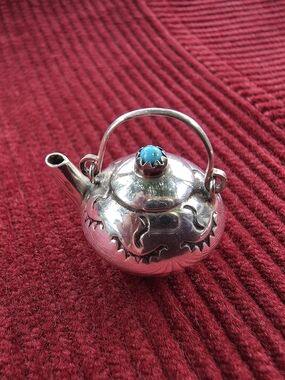 Sterling Silver Elizabeth Whitman E.M.W. Miniature Teapot Charm 925 Vintage